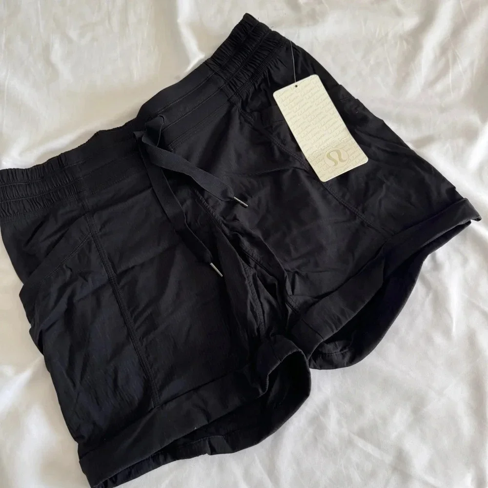 🆕🖤 Lululemon Do it All Short II - Black
